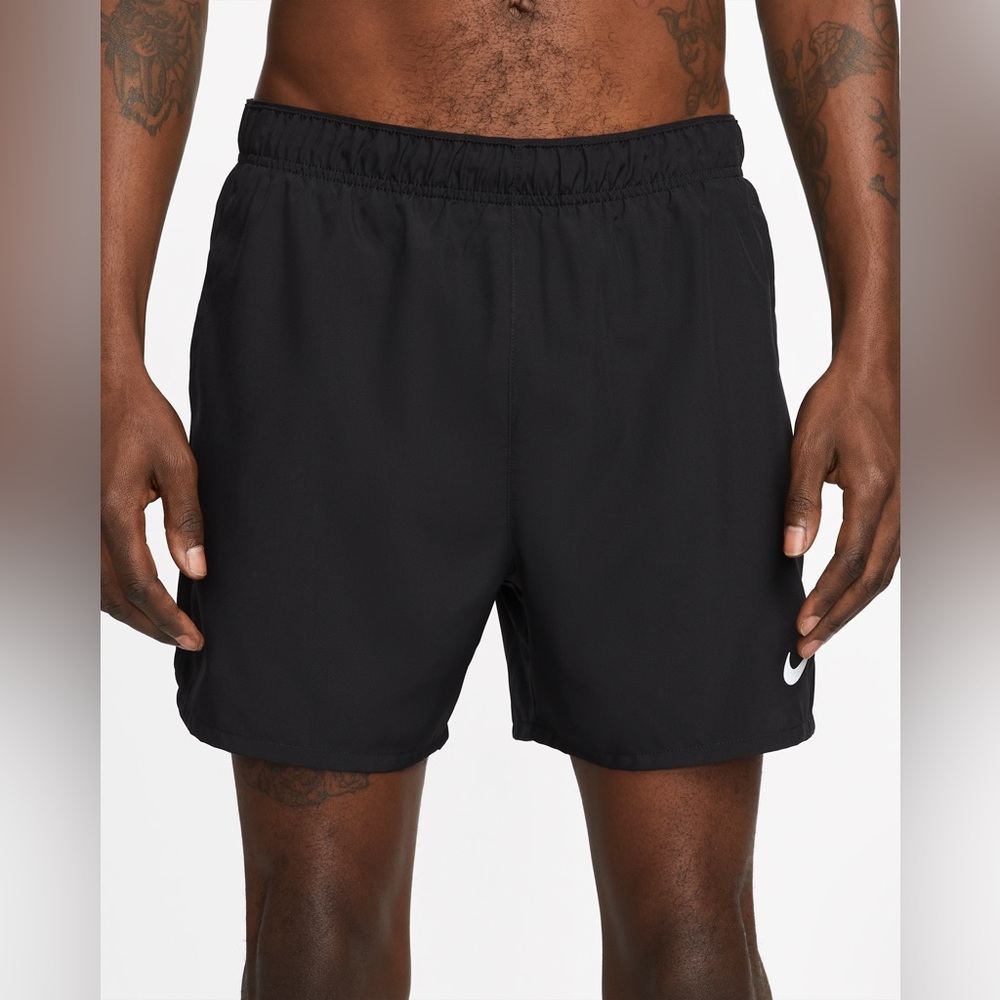 Nike Challenger Men's Dri-FIT 7" Brief-Lined Running & Training Black Shorts NWT